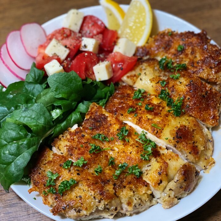 フライパンで！鶏もも肉の香草パン粉焼き